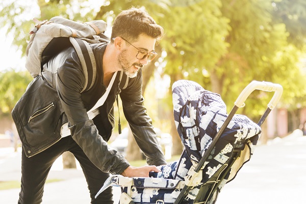 como tirar mofo de carrinho de bebe
