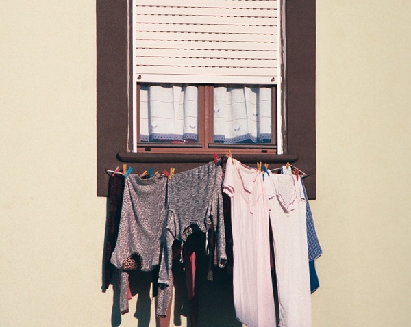como estender roupa em apartamento